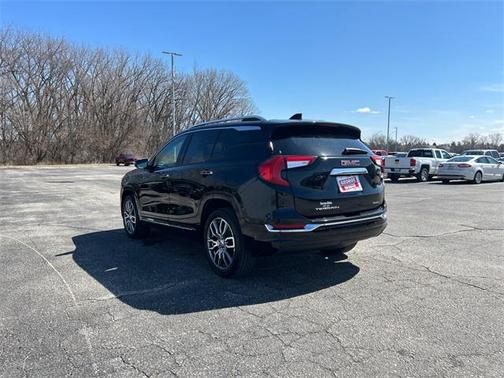 2023 GMC Terrain Denali