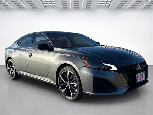 2024 Nissan Altima SR FWD