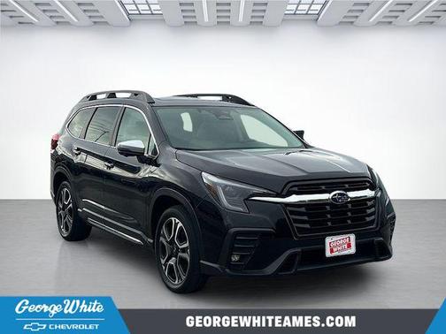 Crystal Black Silica 2023 Subaru Ascent Limited 8-Passenger
