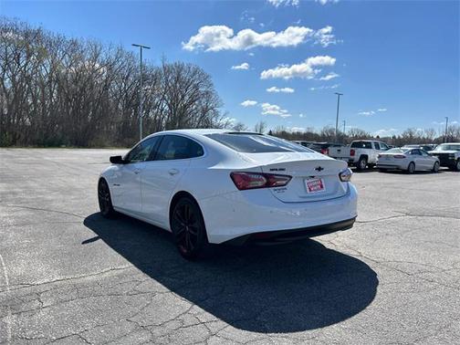 2023 Chevrolet Malibu FWD 2LT