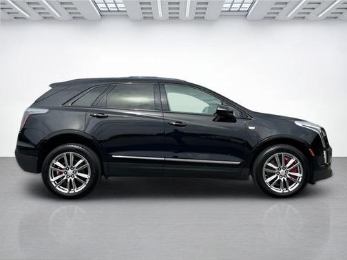 2022 Cadillac XT5 Sport
