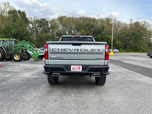 2024 Chevrolet Silverado 1500 Custom Trail Boss