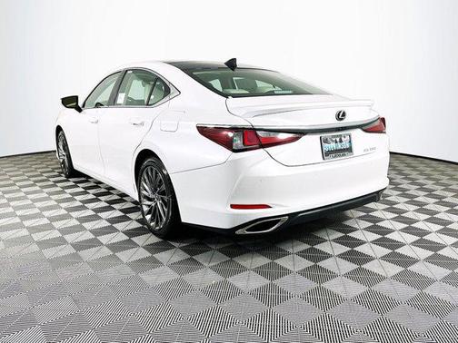 2025 Lexus ES 350 Luxury