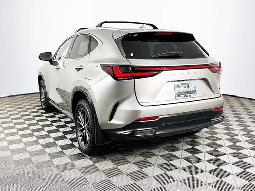 2025 Lexus NX 350h Premium