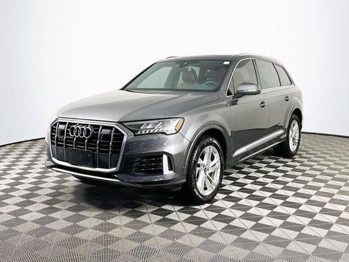 2023 Audi Q7 55 Premium