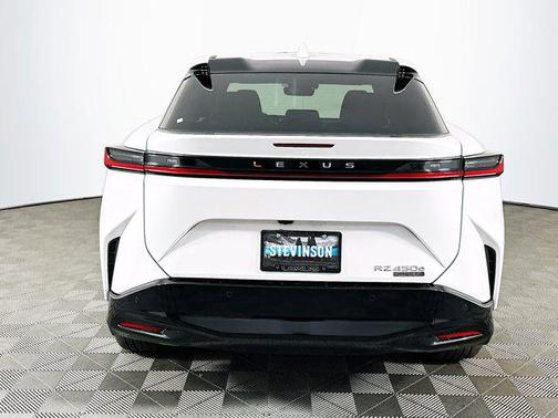 Oxygen White 2026 Lexus RZ 450e Premium