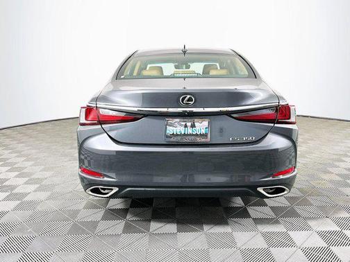 2025 Lexus ES 350 Base