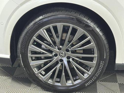 Eminent White Pearl 2025 Lexus RX 450h+ Base