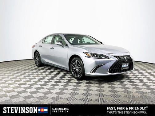 2025 Lexus ES 300h Base