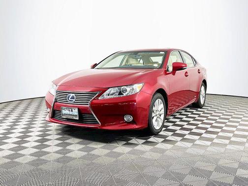 2015 Lexus ES 300h Base