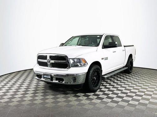 2017 RAM 1500 SLT