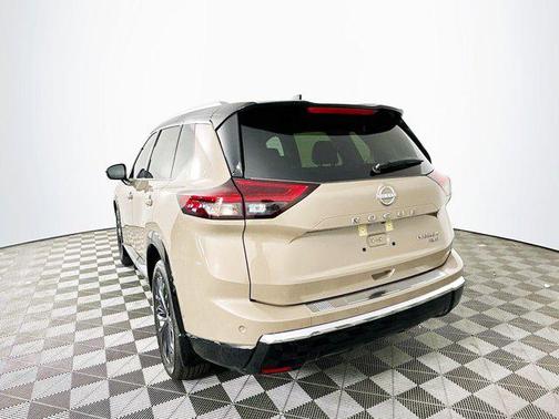 2025 Nissan Rogue Platinum