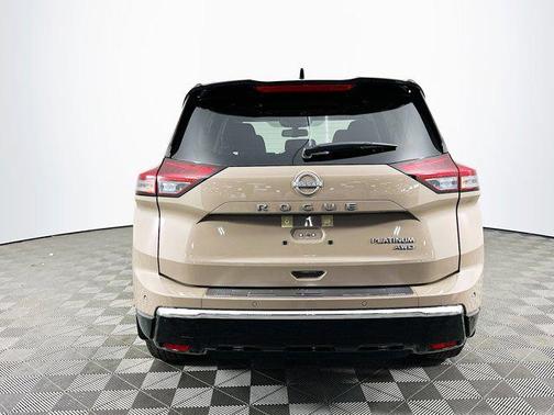2025 Nissan Rogue Platinum
