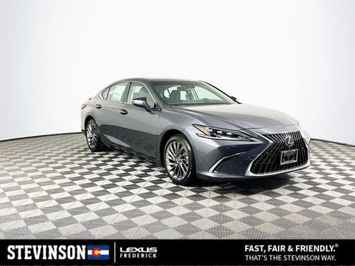 2025 Lexus ES 300h Luxury