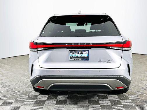 Iridium 2026 Lexus RX 450h+ Base