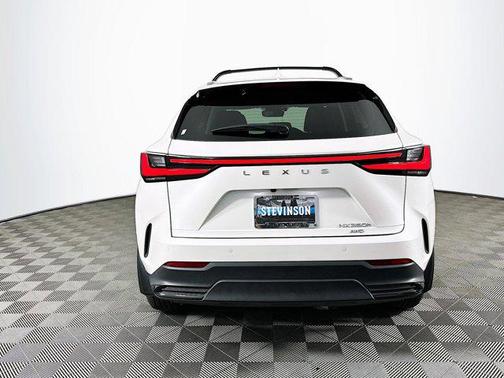 2025 Lexus NX 350h Premium
