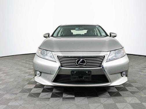 2015 Lexus ES 350 Crafted Line