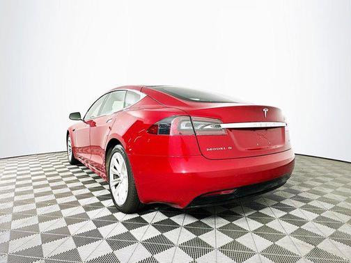 2017 Tesla Model S 90D