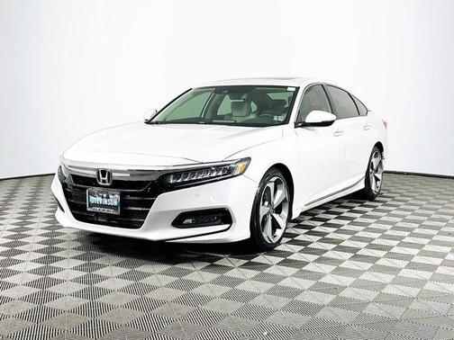 2019 Honda Accord Touring 2.0T