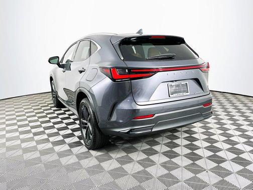 2025 Lexus NX 450h+ Luxury