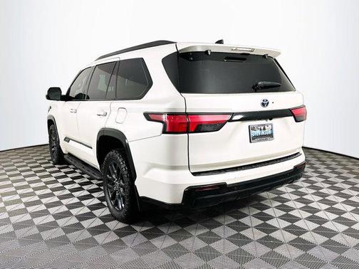 2023 Toyota Sequoia Platinum