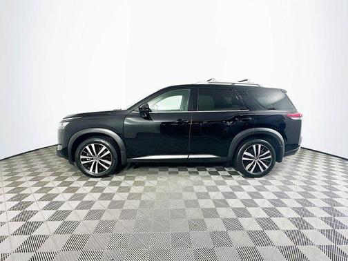 2024 Nissan Pathfinder Platinum 4WD