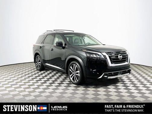 2024 Nissan Pathfinder Platinum 4WD
