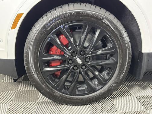 Crystal White Tricoat 2026 Cadillac XT5 Sport
