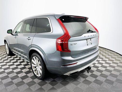 2018 Volvo XC90 T6 Inscription