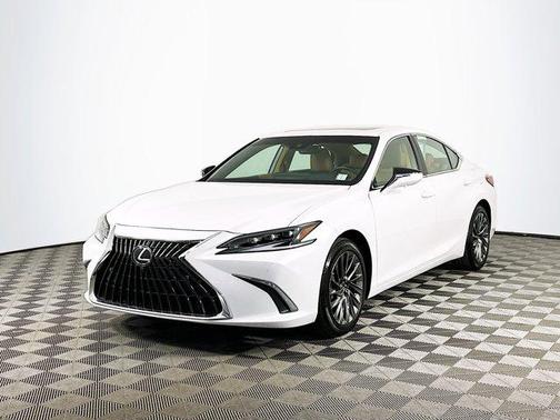 2025 Lexus ES 300h Luxury