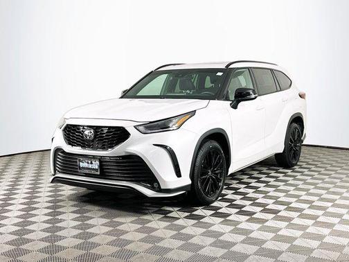 2024 Toyota Highlander XSE