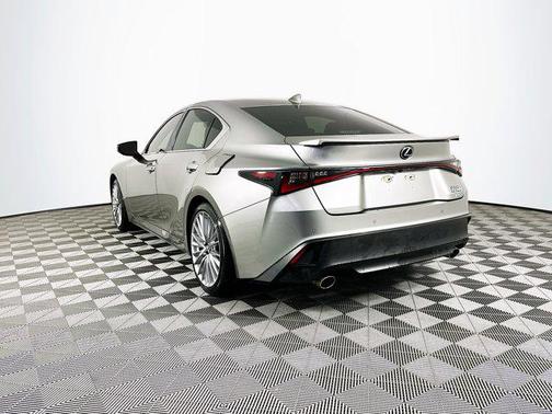 2022 Lexus IS 300 Base