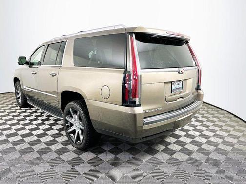 2016 Cadillac Escalade ESV Luxury