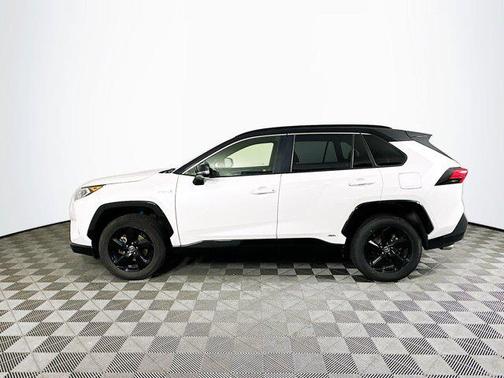 2020 Toyota RAV4 Hybrid SE