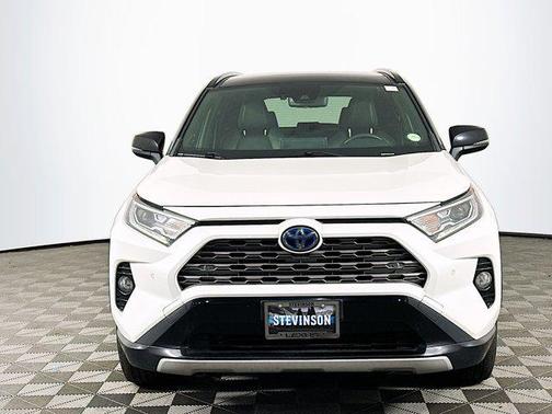 2020 Toyota RAV4 Hybrid SE