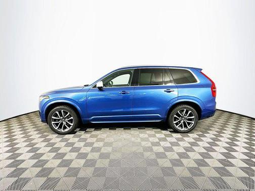 2017 Volvo XC90 T6 R-Design