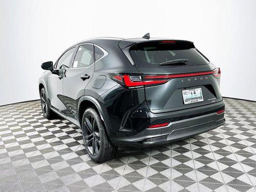 2026 Lexus NX 450h+ Luxury