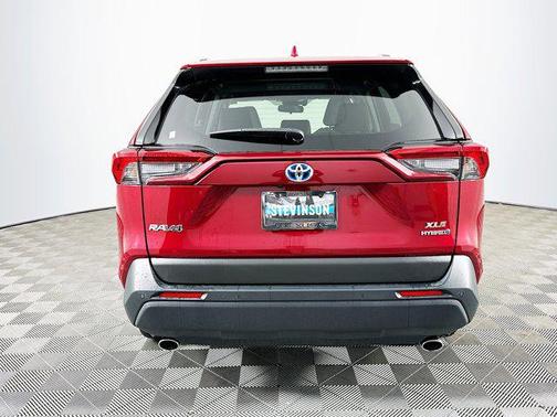 2023 Toyota RAV4 Hybrid XLE Premium