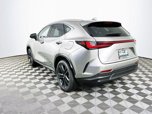 2026 Lexus NX 450h+ Luxury