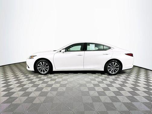 2025 Lexus ES 350 Base