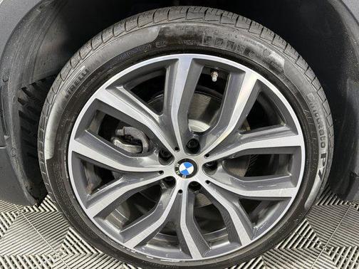 Mineral White Metallic 2018 BMW X2 xDrive28i