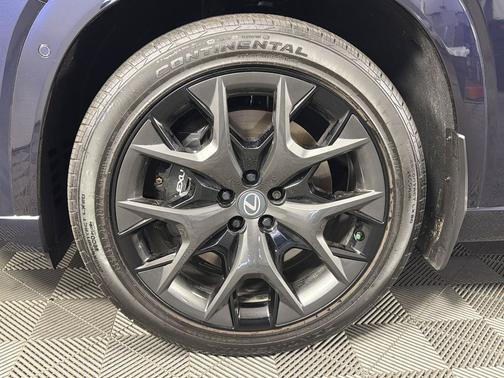 Mica 2026 Lexus TX 500h F SPORT Performance