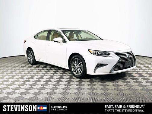 2016 Lexus ES 300h Base