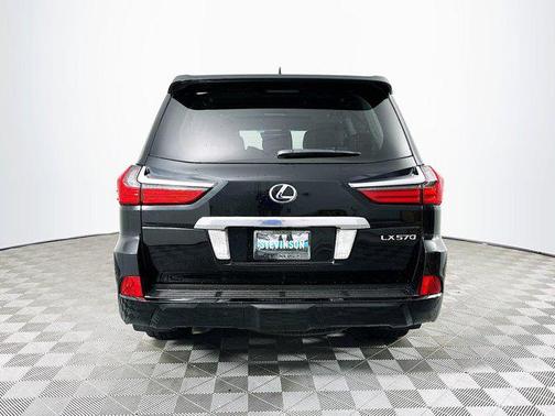 2016 Lexus LX 570 Base