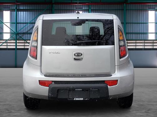 2010 Kia Soul +
