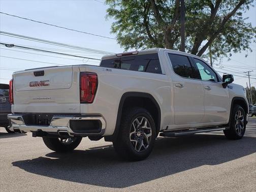 2022 GMC Sierra 1500 SLT