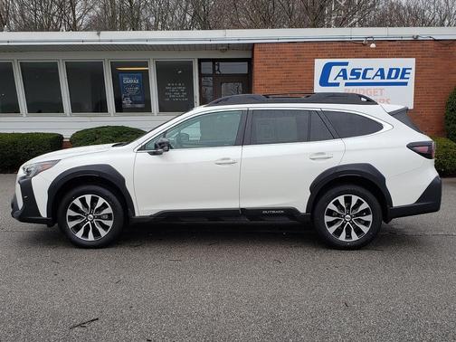 Crystal White Pearl 2023 Subaru Outback Limited XT