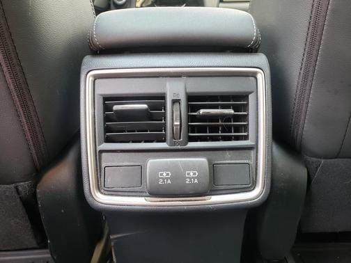 Ice Silver Metallic 2022 Subaru Forester Limited