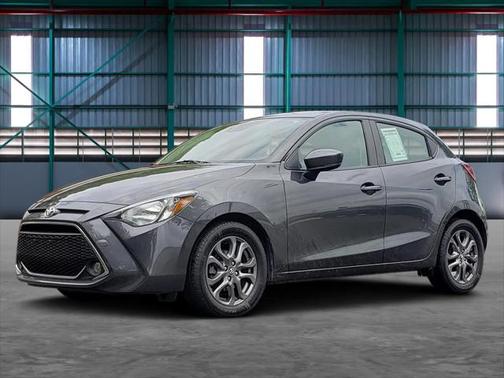 2020 Toyota Yaris Sedan LE