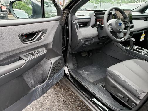 Crystal Black Silica 2026 Subaru Outback Limited